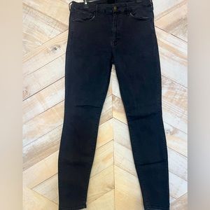 🖤 Mother The Looker